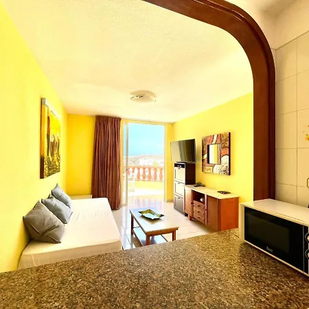 Bonito Apartamento, Bien Comunicado En Tenerife Sur Apartment